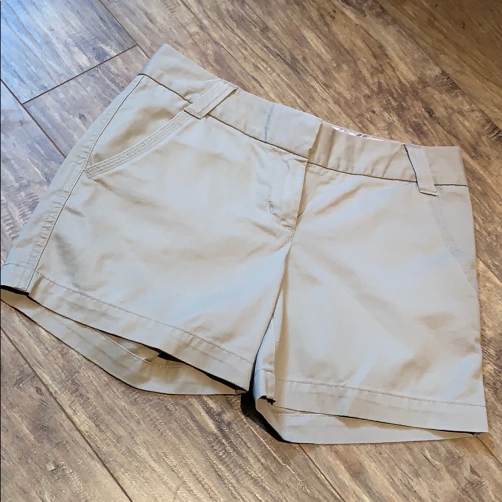 2 for $20 💕J. Crew Chino city fit shorts